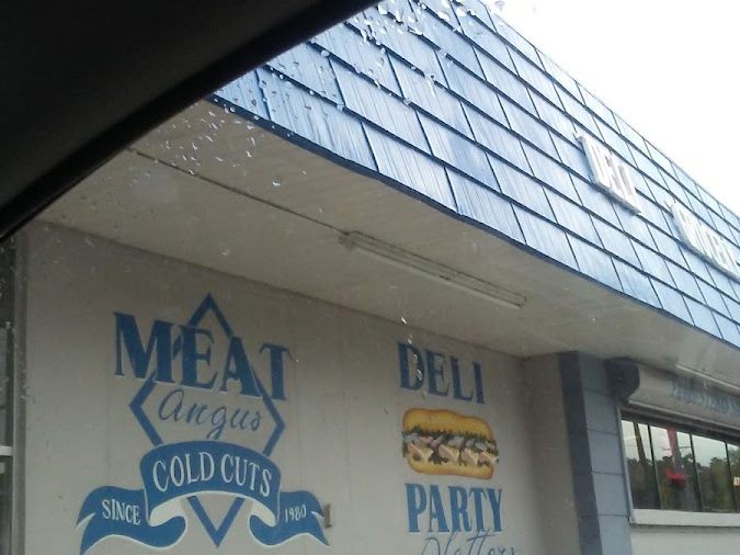 Forest Hills Grocery exterior