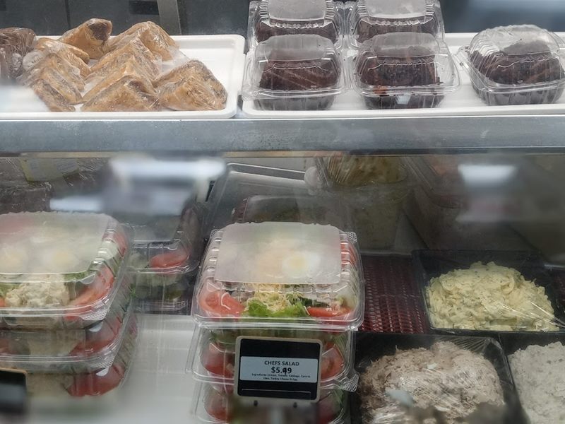 Forest Hills Grocery food